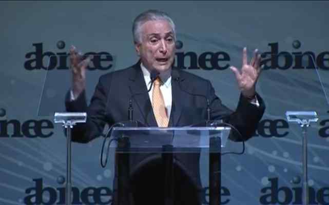Temer assina MP que autoriza reinvestimento de glosas da Lei de Informática