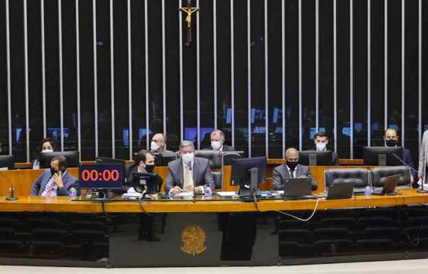Câmara aprova MP do Fistel com alterações no Fust