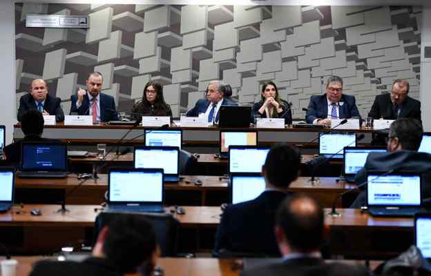 Claro, Netflix e Abert criticam proposta de cotas para conteúdo nacional no VoD