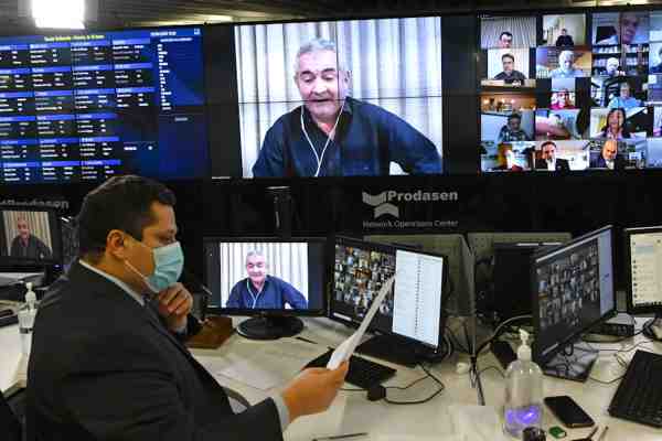 Sem acordo, sessão que votaria veto à desoneração da folha é cancelada